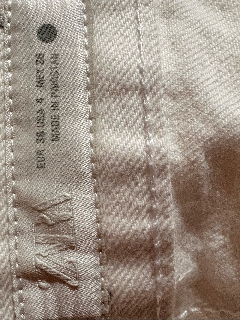 Zara White Ballon tapered leg 100% cotton jeans size 4 - Picture 8 of 9